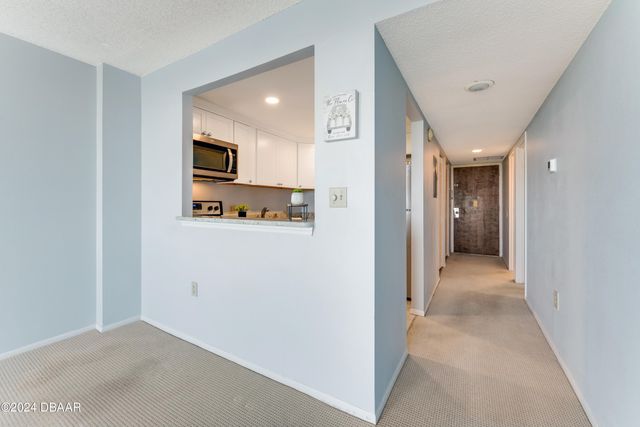 925 N Halifax Ave Apt 410, Daytona Beach, FL 32118