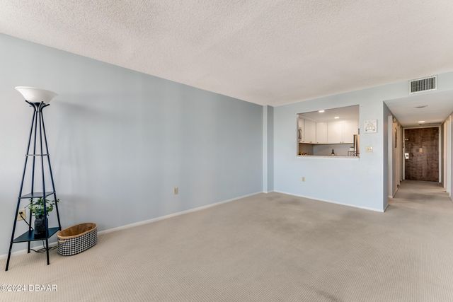 925 N Halifax Ave Apt 410, Daytona Beach, FL 32118