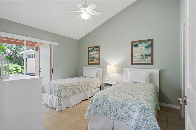 1334 Coral Park Lane 403, Vero Beach, FL 32963