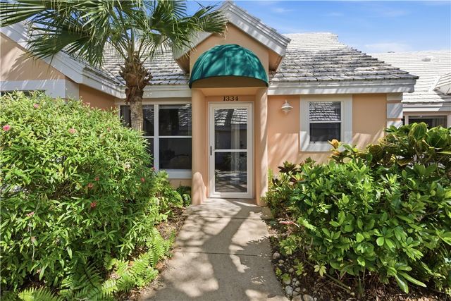 1334 Coral Park Lane 403, Vero Beach, FL 32963