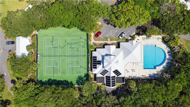 1334 Coral Park Lane 403, Vero Beach, FL 32963