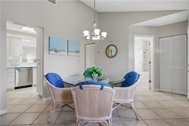1334 Coral Park Lane 403, Vero Beach, FL 32963