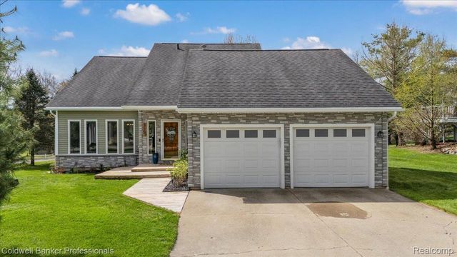 715 Eagle Hill, Brandon Charter Township, MI 48462