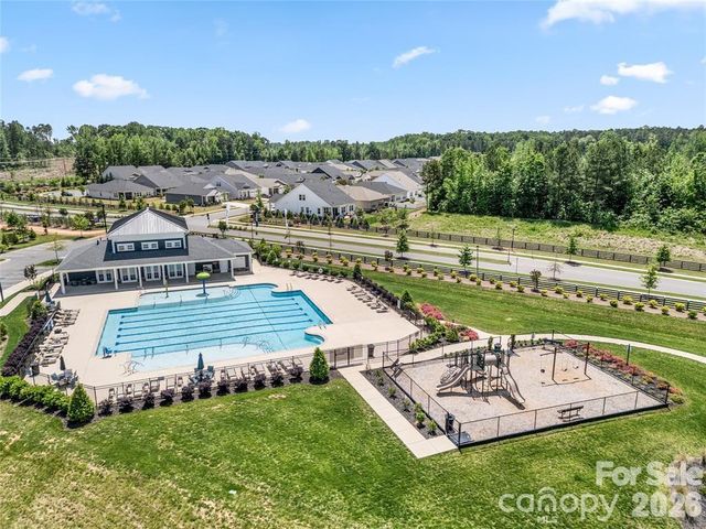 9830 Old Garden Circle, Gastonia, NC 28056
