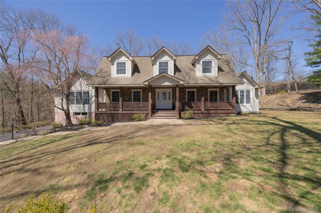 4 Cristin Court, Stony Point, NY 10980