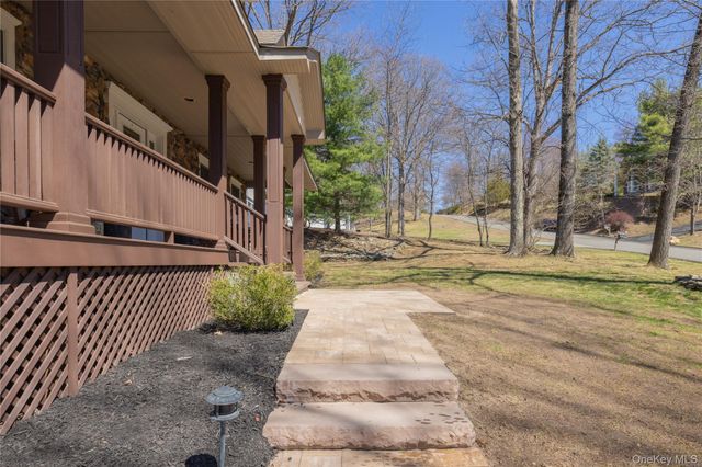 4 Cristin Court, Stony Point, NY 10980