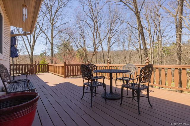 4 Cristin Court, Stony Point, NY 10980