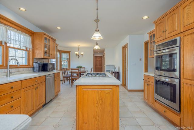 4 Cristin Court, Stony Point, NY 10980