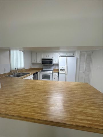 2329 PINE TREE COURT, Kissimmee, FL 34744