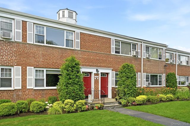 11 Westview Avenue 8-2, White Plains, NY 10603