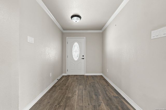225 Cloudmont, Windcrest, TX 78239