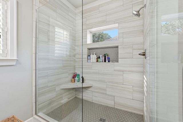 2595 Overcup Dr, Conway, AR 72034