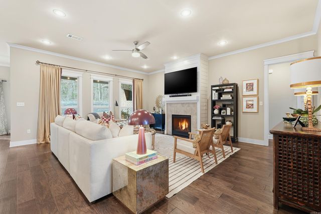 2595 Overcup Dr, Conway, AR 72034