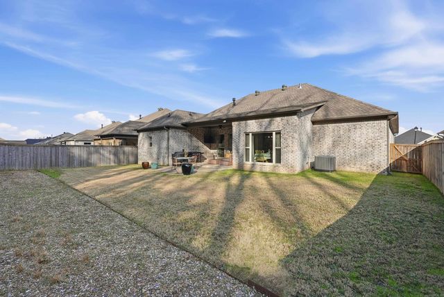 2595 Overcup Dr, Conway, AR 72034