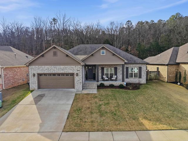 2595 Overcup Dr, Conway, AR 72034