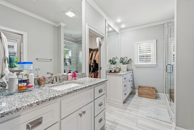 2595 Overcup Dr, Conway, AR 72034