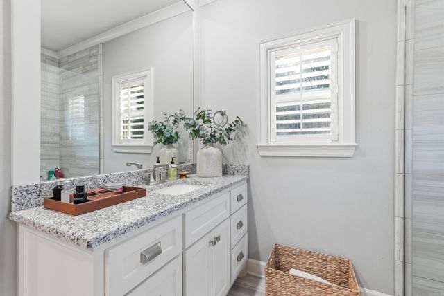 2595 Overcup Dr, Conway, AR 72034