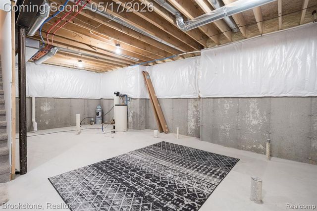 1728 John Paul Court, Oxford, MI 48371