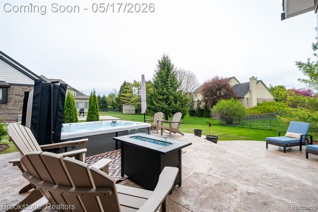 1728 John Paul Court, Oxford, MI 48371