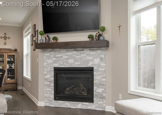 1728 John Paul Court, Oxford, MI 48371