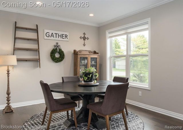 1728 John Paul Court, Oxford, MI 48371