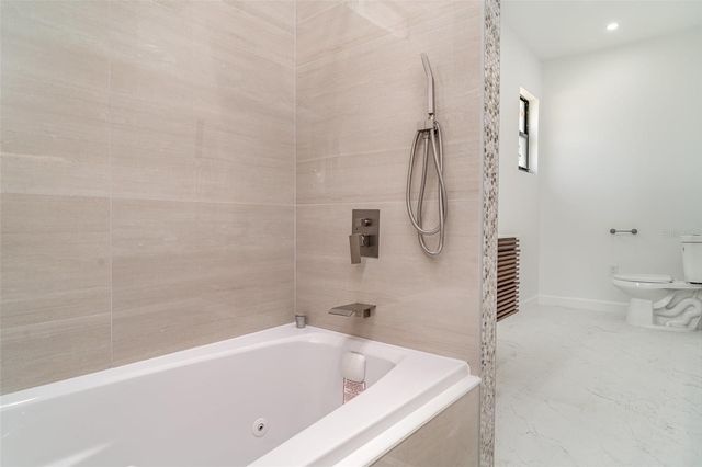 2141 CORK OAK STREET, Sarasota, FL 34232