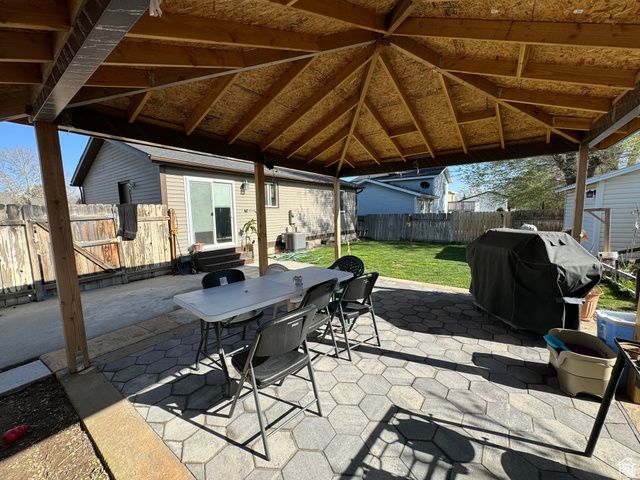 5926 S BLUE MEADOW DR, Taylorsville, UT 84129