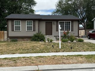 5926 S BLUE MEADOW DR, Taylorsville, UT 84129