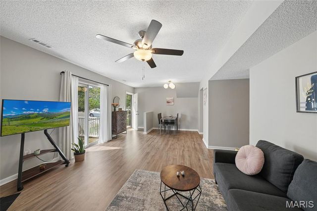1516 Thrush Terrace, Brentwood, MO 63144