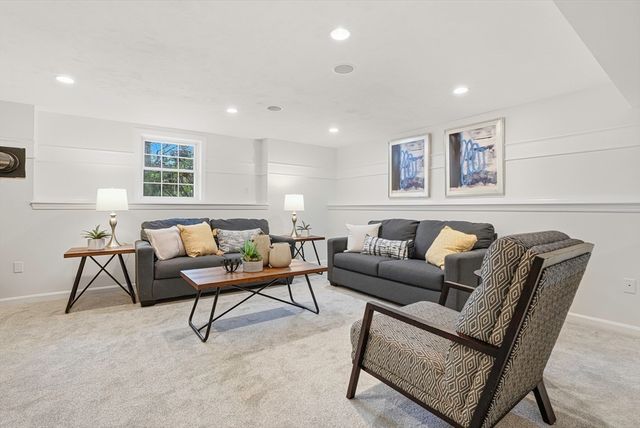 82 Hardwick Rd, Ashland, MA 01721