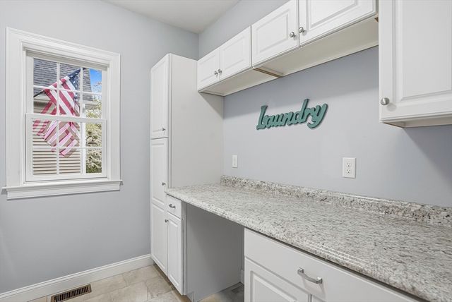 82 Hardwick Rd, Ashland, MA 01721