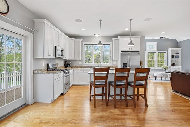 82 Hardwick Rd, Ashland, MA 01721