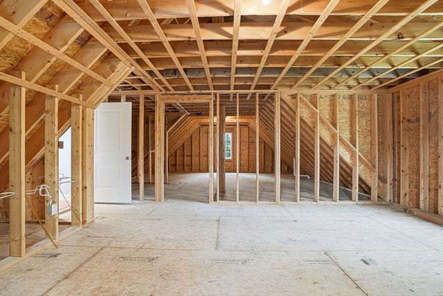 82 Hardwick Rd, Ashland, MA 01721