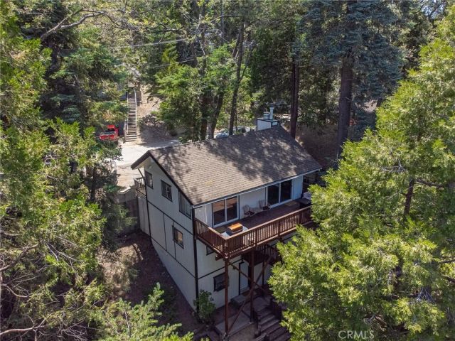 825 Lake View Lane, Twin Peaks, CA 92391