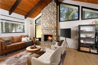 825 Lake View Lane, Twin Peaks, CA 92391