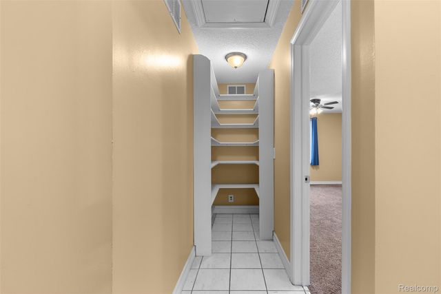 4205 Harding Street, Dearborn Heights, MI 48125