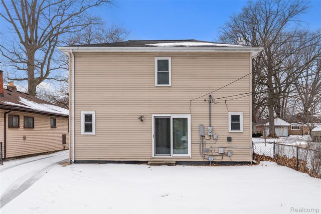 4205 Harding Street, Dearborn Heights, MI 48125