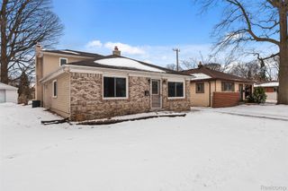 4205 Harding Street, Dearborn Heights, MI 48125