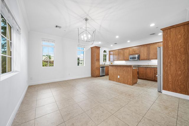 824 Virginia Garden Drive, Boynton Beach, FL 33435