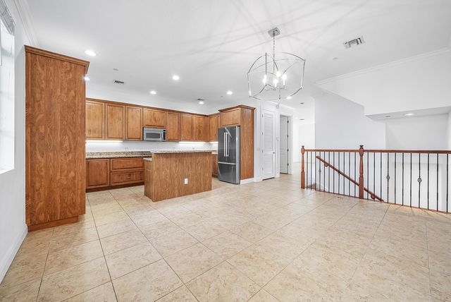 824 Virginia Garden Drive, Boynton Beach, FL 33435