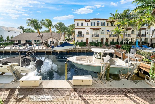 824 Virginia Garden Drive, Boynton Beach, FL 33435