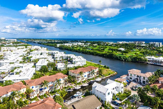 824 Virginia Garden Drive, Boynton Beach, FL 33435