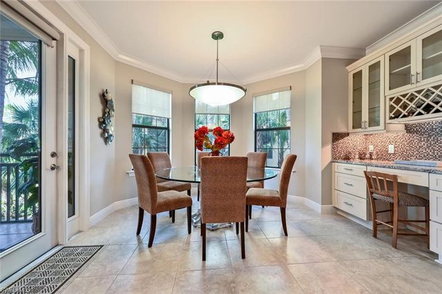 2764 Tiburon BLVD E 3-101, Naples, FL 34109