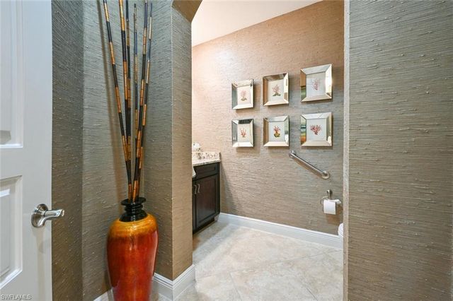 2764 Tiburon BLVD E 3-101, Naples, FL 34109