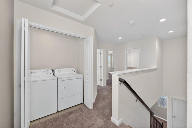 6148 E Bishop Lane, Fresno, CA 93727