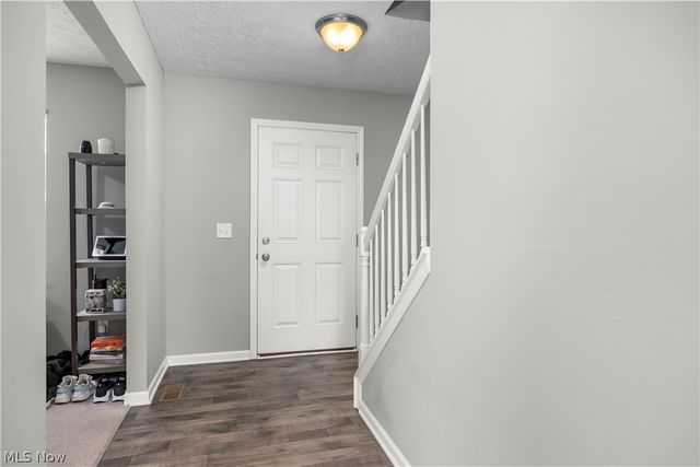 3994 Primrose Way, Lorain, OH 44053