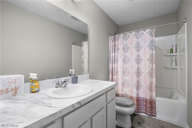 3994 Primrose Way, Lorain, OH 44053