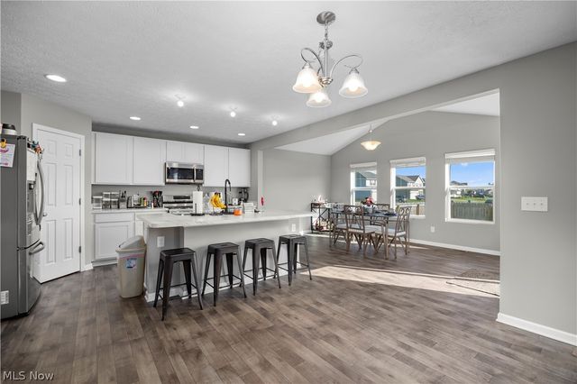 3994 Primrose Way, Lorain, OH 44053