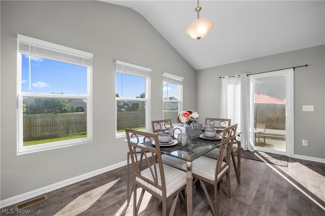 3994 Primrose Way, Lorain, OH 44053