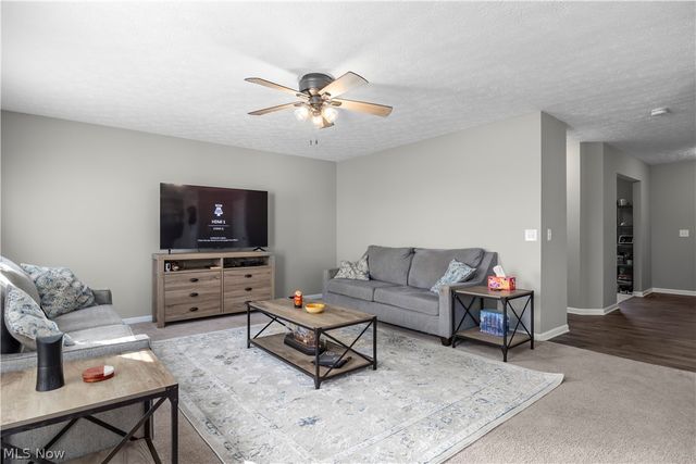 3994 Primrose Way, Lorain, OH 44053